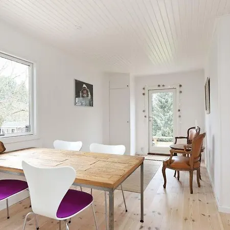 Σπίτι διακοπών Sleeps 6